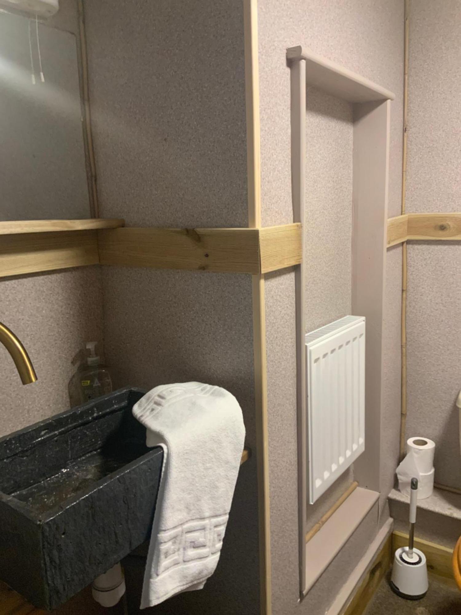 Hotel The White House Sennybridge Zimmer foto