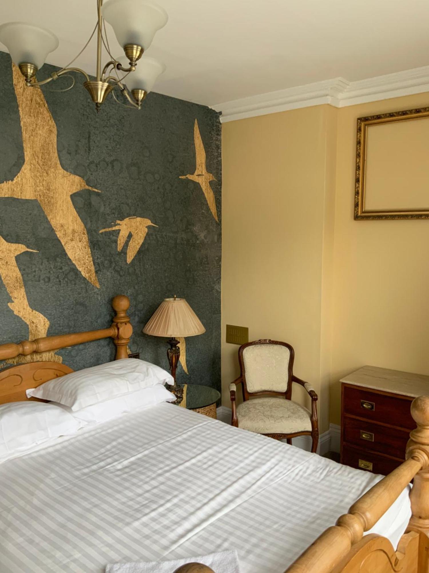 Hotel The White House Sennybridge Zimmer foto